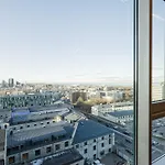 Fahle Building, Luxurious, Skyline View Flat Near Centre