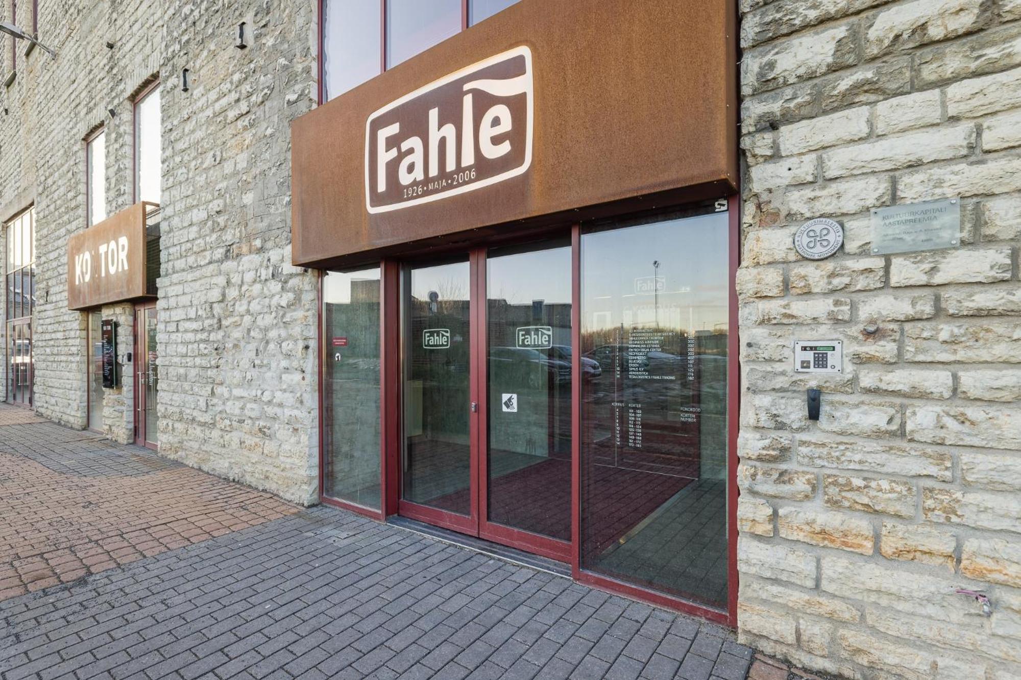 Apartment Fahle Building, Luxurious, Skyline View Flat Near Centre Reval